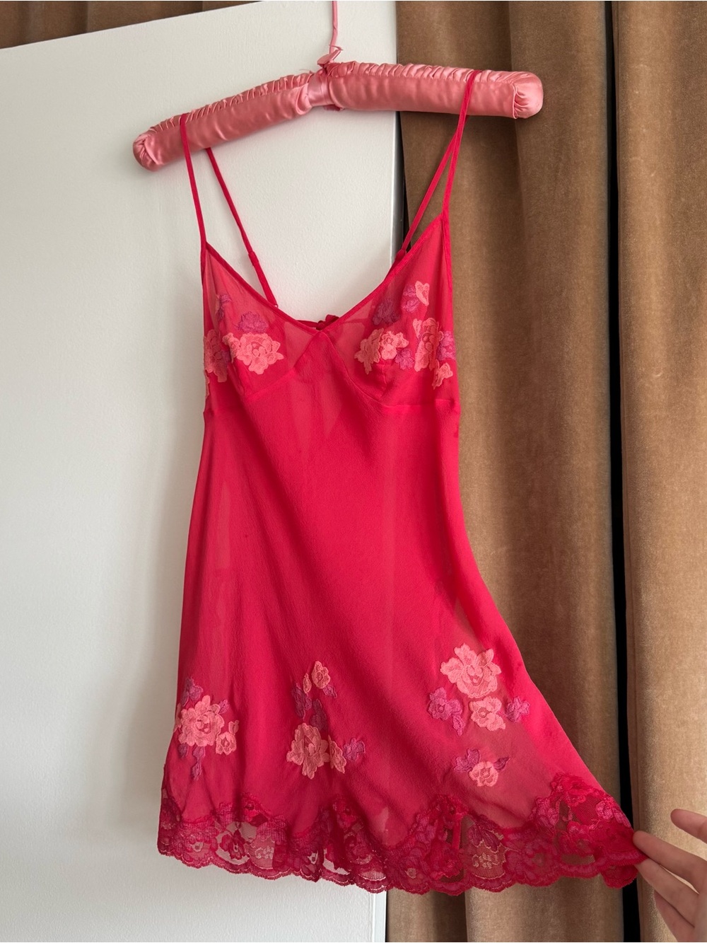 Rare Vintage Victoria’s Secret hot pink silk slip Brittany Murphy Uptown Girls